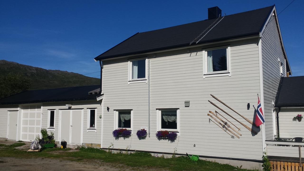 Utsikten Feriehus I Bakkeby Buitenkant foto